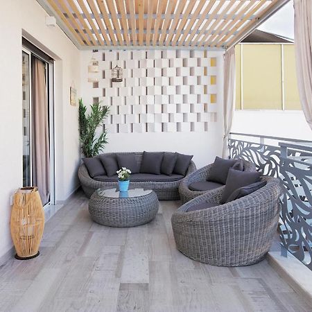 Alke Homme II Apartment Атина Екстериор снимка